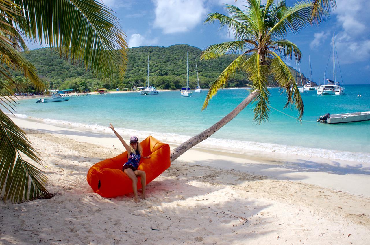 Отель Salt Whistle Bay Retreat Mayreau Island Экстерьер фото