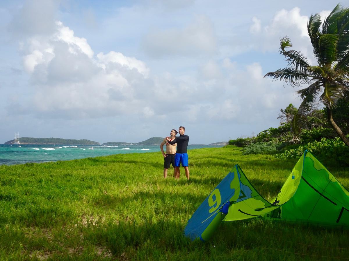 Отель Salt Whistle Bay Retreat Mayreau Island Экстерьер фото